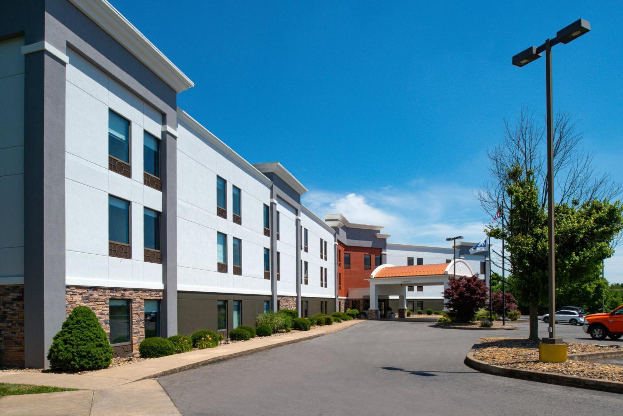 Holiday Inn Express Lewisburg - New Columbia By Ihg Exteriör bild