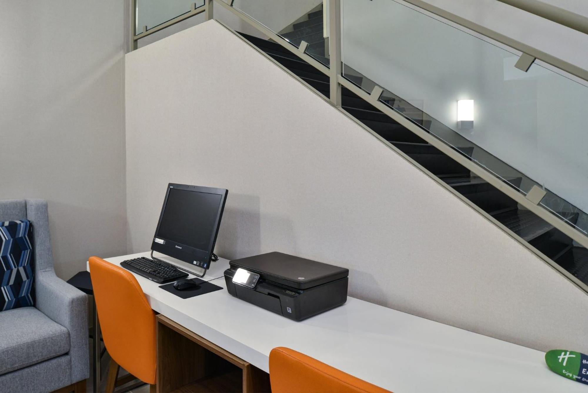 Holiday Inn Express Lewisburg - New Columbia By Ihg Exteriör bild